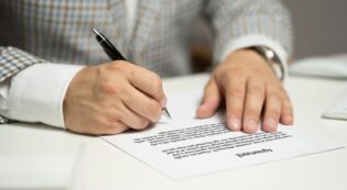 Contrato de trabajo formativo para la obtención de la práctica profesional